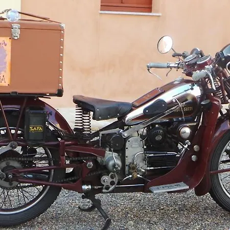 Panzió Oasi Ottocento Quartu SantʼElena