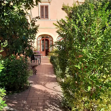 Oasi Ottocento 4* Quartu SantʼElena