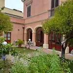 Oasi Ottocento 3* 夸尔图-圣埃莱娜