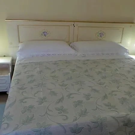 Oasi Ottocento Bed & Breakfast 3*