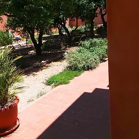 Bed & Breakfast Oasi Ottocento Quartu SantʼElena
