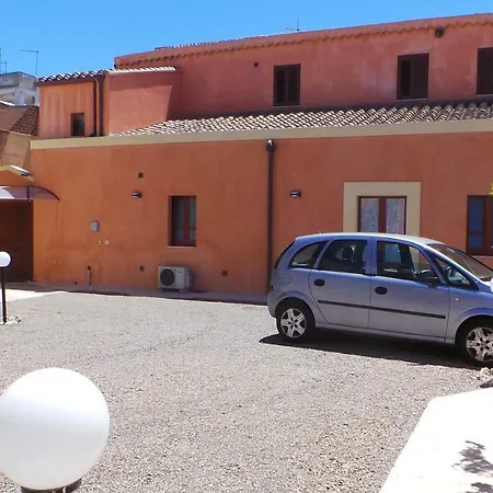 Oasi Ottocento Bed & Breakfast 3*